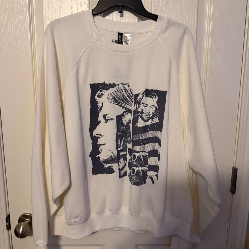 H&M Cream Sweatshirt